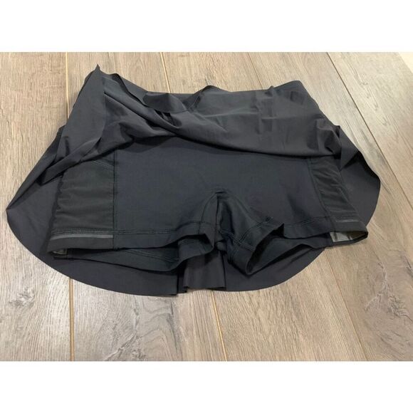 Lululemon Quick Space skirt sz 6 - Picture 6 of 10